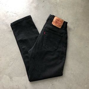 Vintage | 90’s Levi’s Black 550 Relaxed Fit Jeans